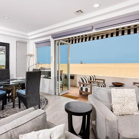 204 E Oceanfront A Villa